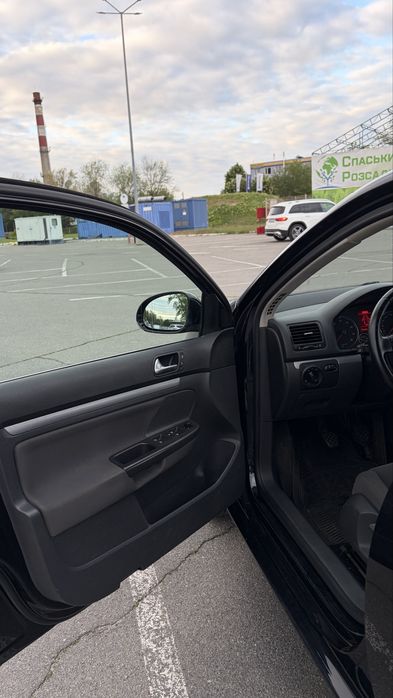 Volkswagen Golf 2008 год