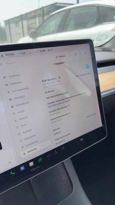 Tesla Model 3 Long Range AWD Dual Motor