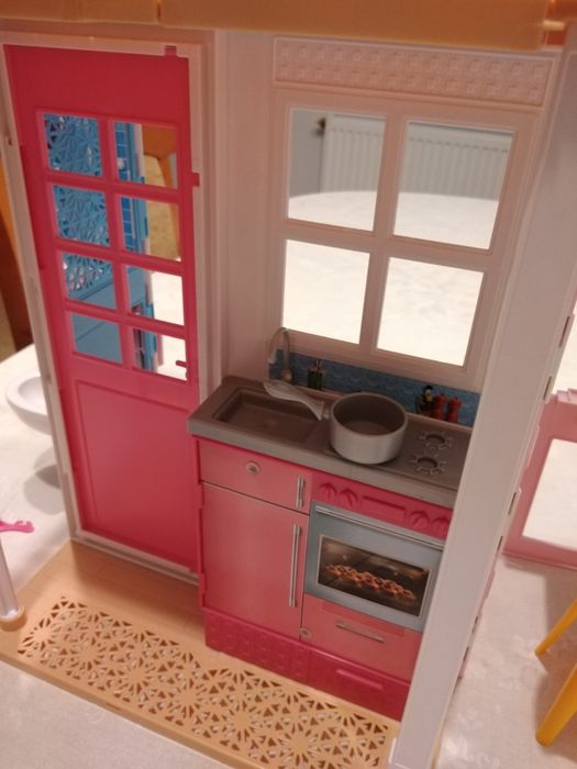 Domek walizka Barbie
