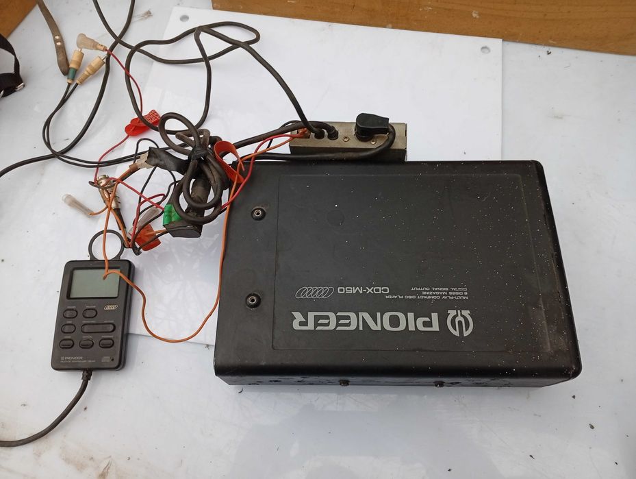 Pioneer пристрій для дисків