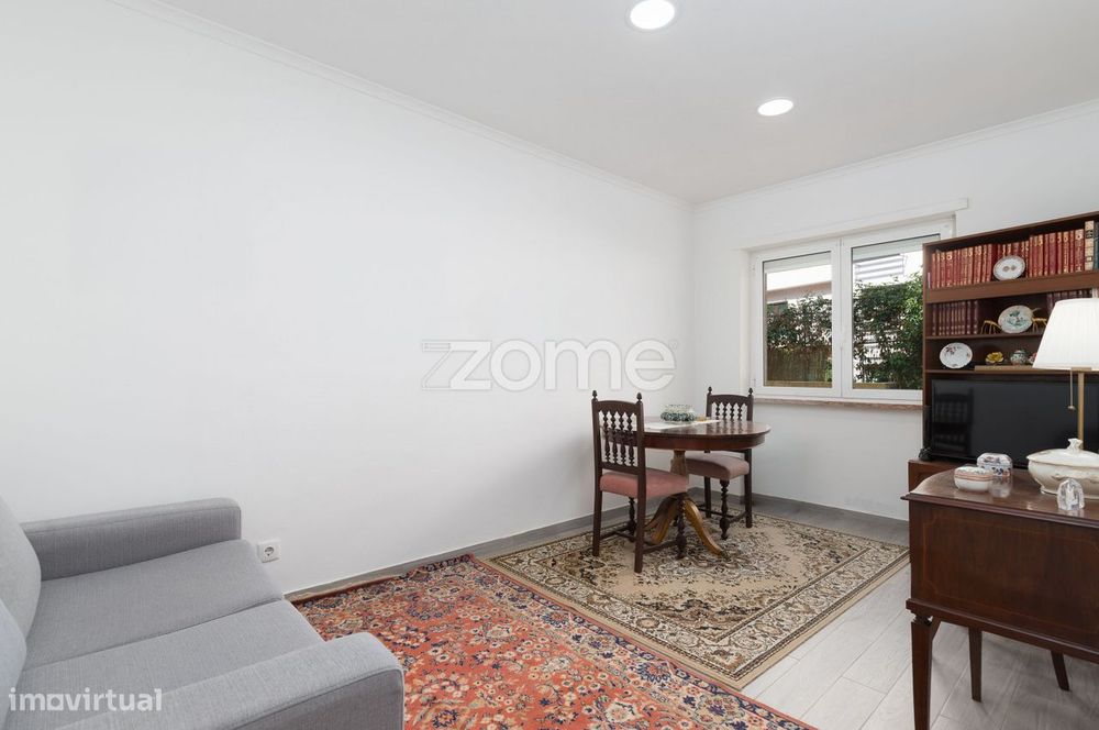 T2 Renovado | Buraca | Pronto a Habitar