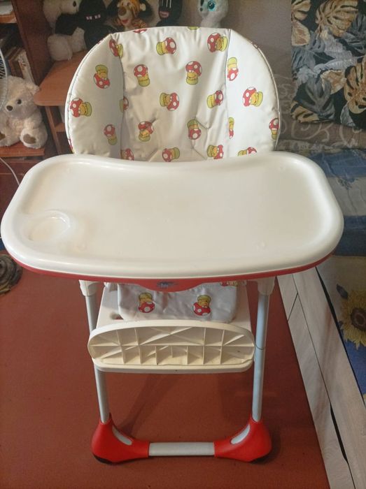 Детский столик для кормления