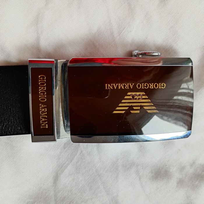 Ремінь шкіряний 130 см. Giorgio Armani автомат. Новий