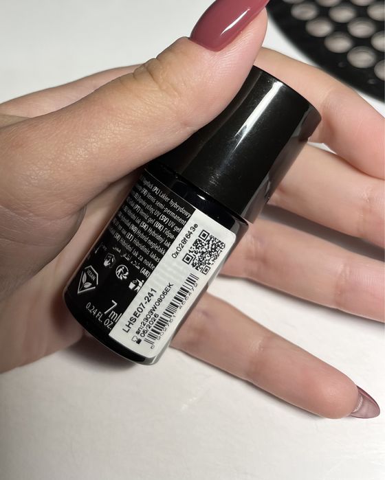 Nowy lakier hybrydowy Semilac 576 Bridesmaid In Rose