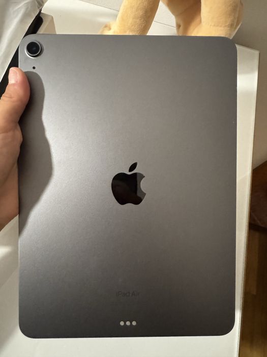 iPad Air (5ª Geração) Wi-Fi 64GB - Space Gray