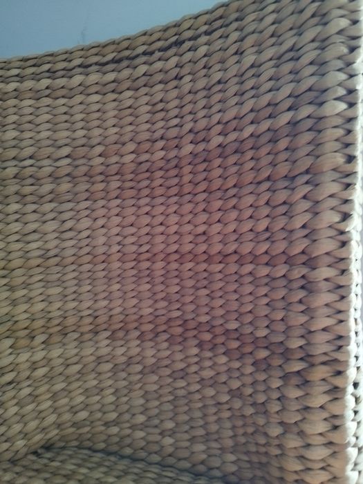 Cadeira em verga nunca usada