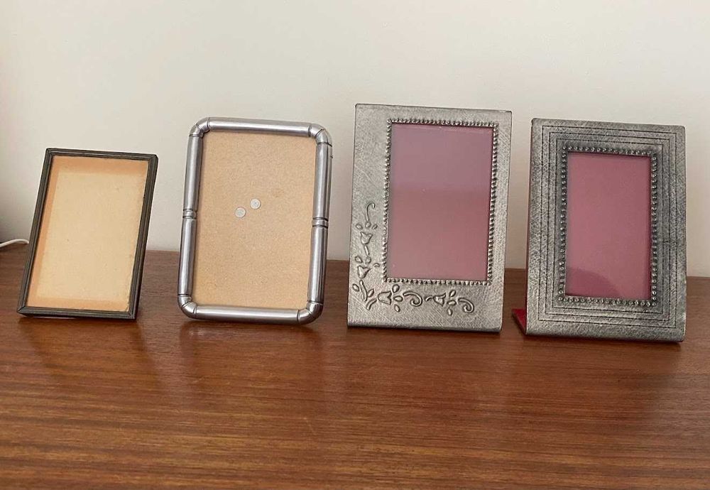 Passpartout ou molduras variados antigos a 4 ou 5 €