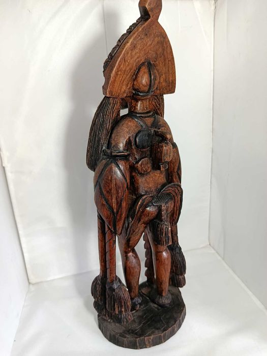 Escultura de Madeira Guerreiro