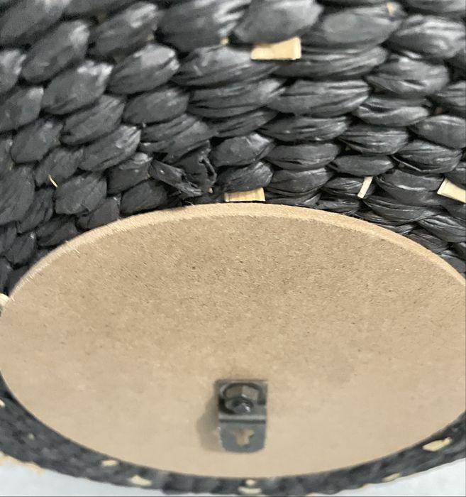 Espelho com moldura em ratan