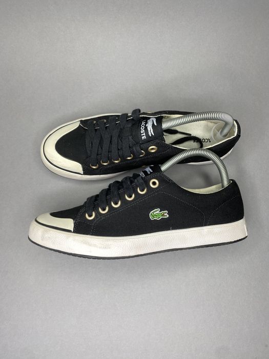 Lacoste базові стильні кеди кеды база топові 40.5р оригінал