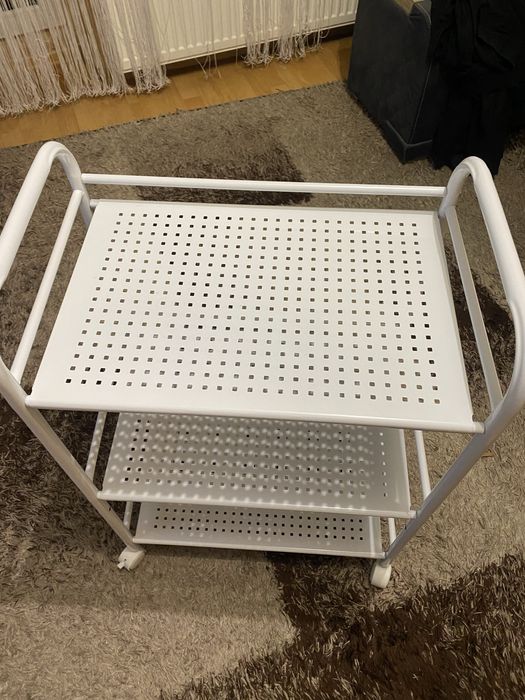 Przybornik, stolik kosmetyczny