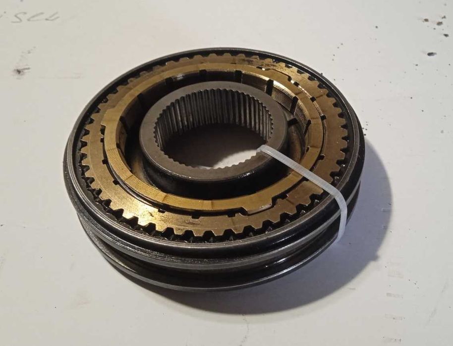 Муфта Ступица Синхронизатор КОМПЛЕКТ 1/2 передача VW Audi Skoda Seat