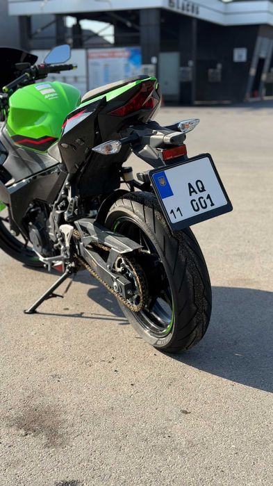 Kawasaki Ninja 400 ABS KRT Edition 2021