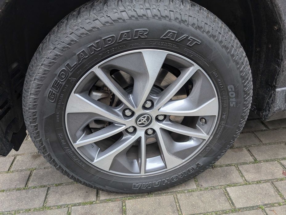 Opony wielosezonowe Yokohama Geolandar G015 225/65R17 102H A/T