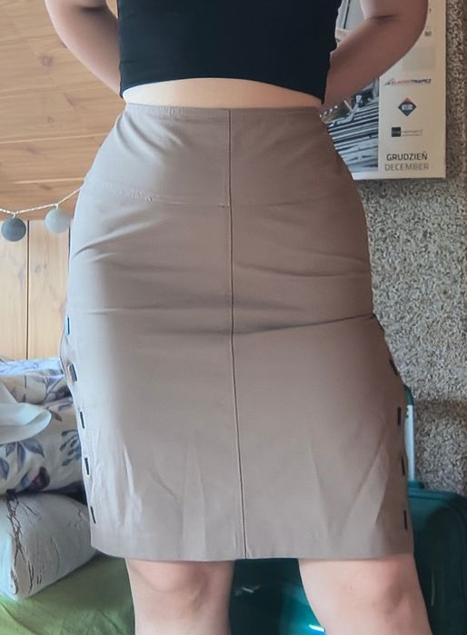 Elegancka spódnica 100% wiskoza