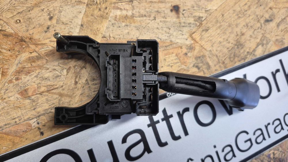 AUDI A4 B5 (8D)-Manete/ Comutador Escovas Sedan 94 até 01- 8D0.953503A