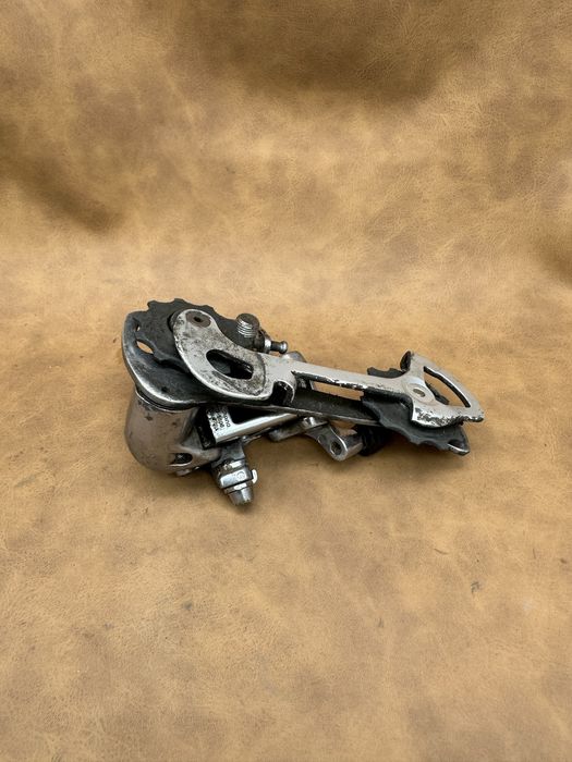 Przerzutka tylna Shimano 105 RD-5600 szosa