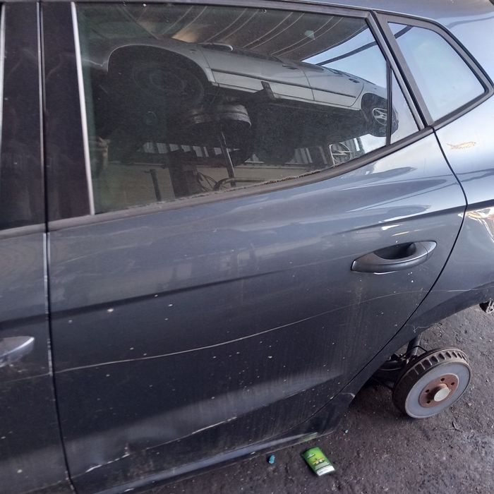 Portas completas Seat Ibiza 5 kj1 ( ja nao tenho porta passageiro)