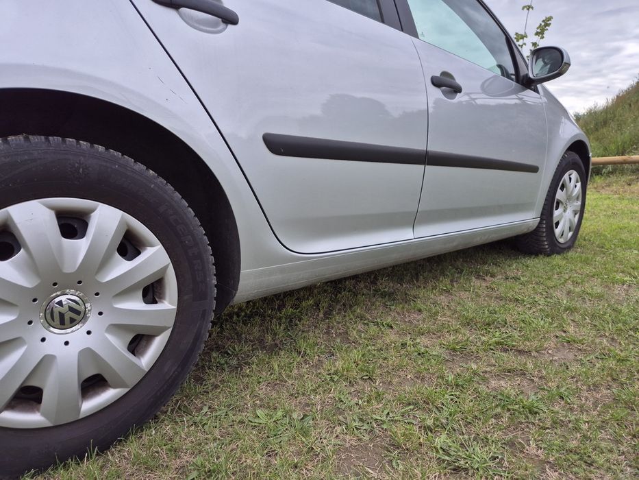 Golf 5 1.6 MPI 102km