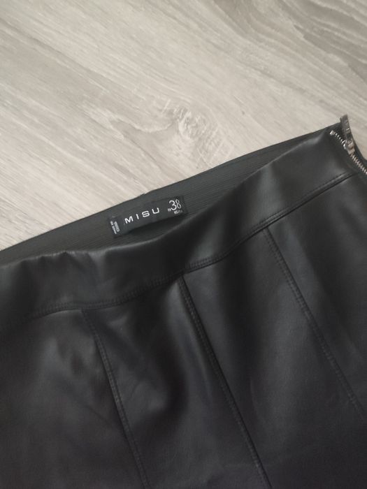 Spodnie legginsy lakierowane ala skóra amisu 36 S