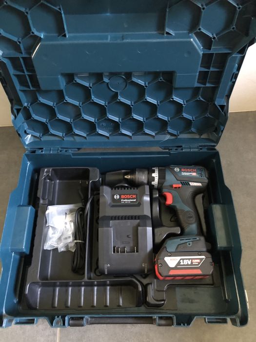 Безщітковий Акум.Ударний шуруповерт Bosch GSB 18V-60C