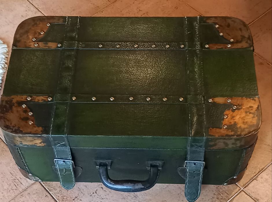 Mala Verde Antiga como Nova