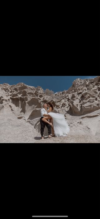 Свадебное платье с прозрачным корсетом.  Звоните, по цене договоримся