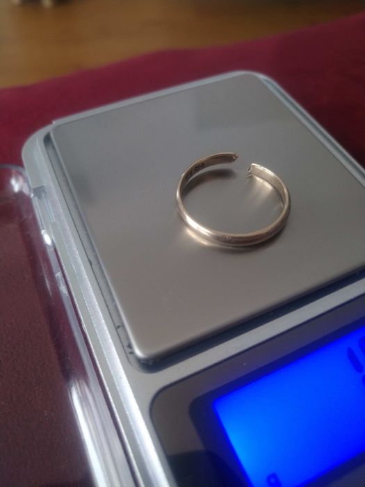 Złota obrączka 585 przecięta