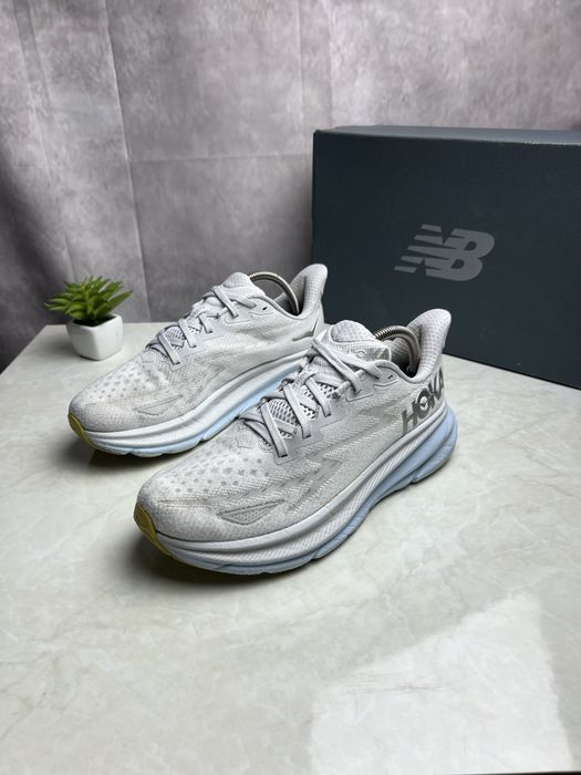 Кросівки Hoka Clifton 9 Розмір 41 Original Взуття