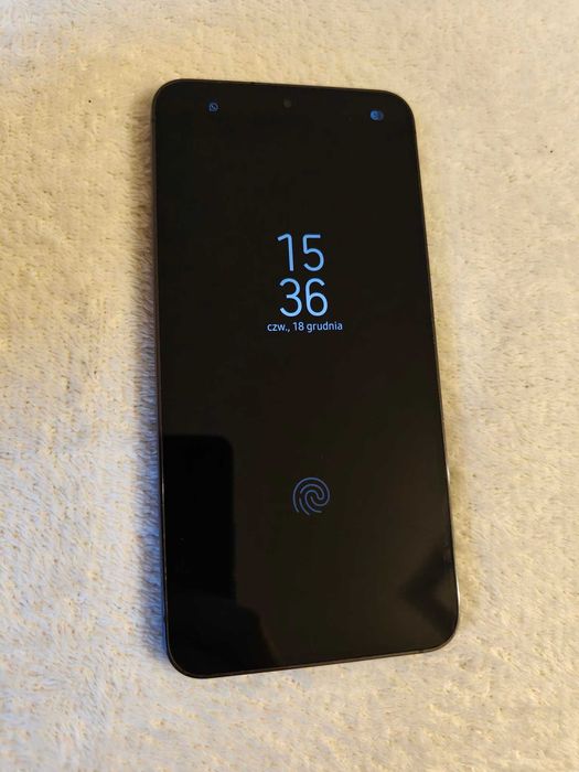Samsung Galaxy S23 8/128gb jak nowy