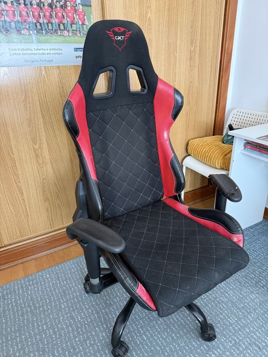 Cadeira Gaming preta