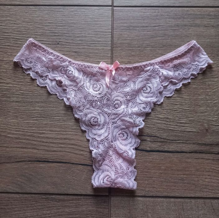 Majtki stringi nowe piękne bez metek XS S