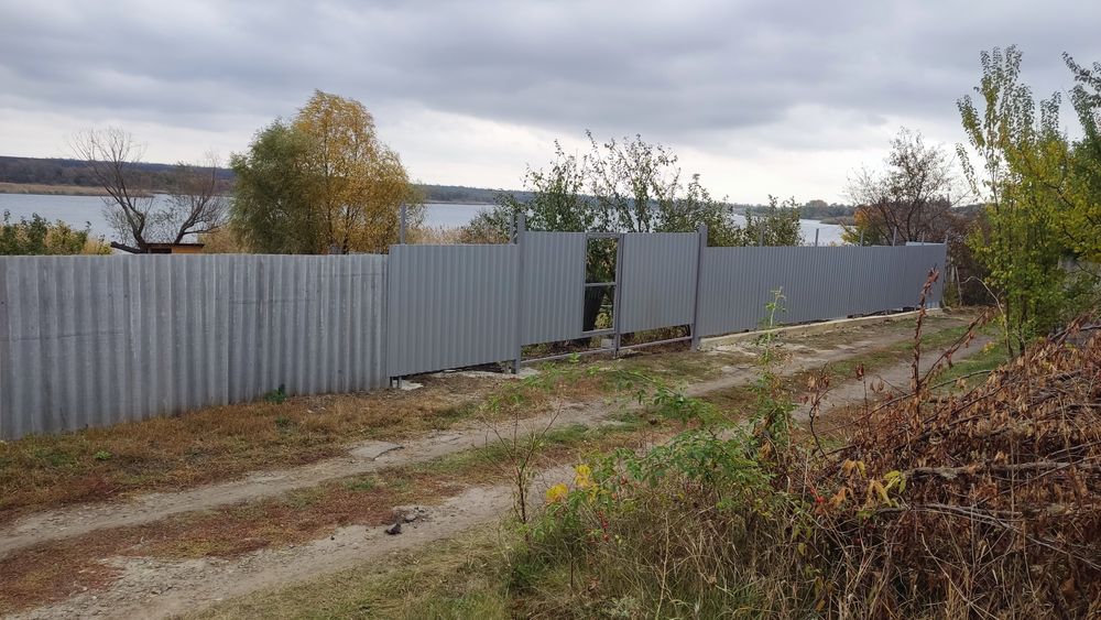 Продам дачу на комправденском водохранилище