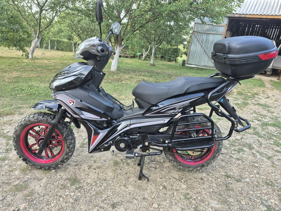 Продам мотоцикл спарк 125