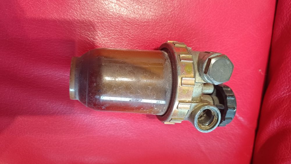 Filtr oleju opalowego