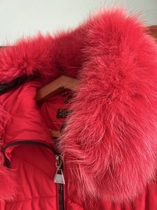 Зимова куртка жіноча червона