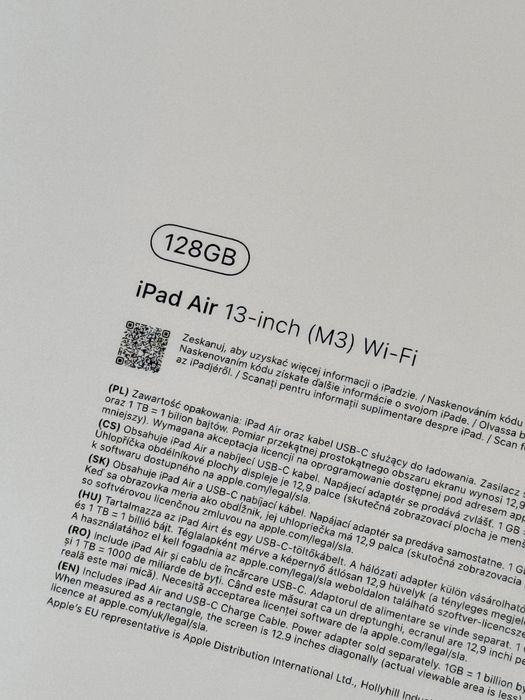 Ipad Air 13” M3 (2025) 128 GB Wi-Fi Space Gray + etui ESR Rebound 350