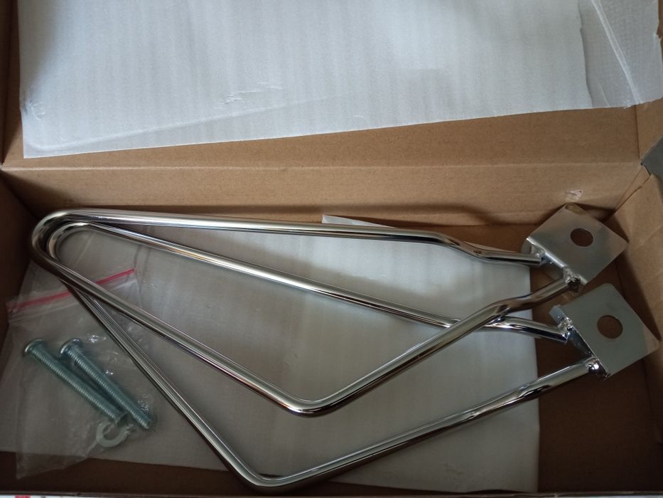 Боковая підтримка сумок на мотоцикл.