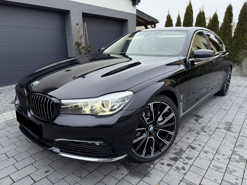 BMW Seria 7 740le 326KM TWINPOWER TURBO hybryd plug-in MAX OPCJA