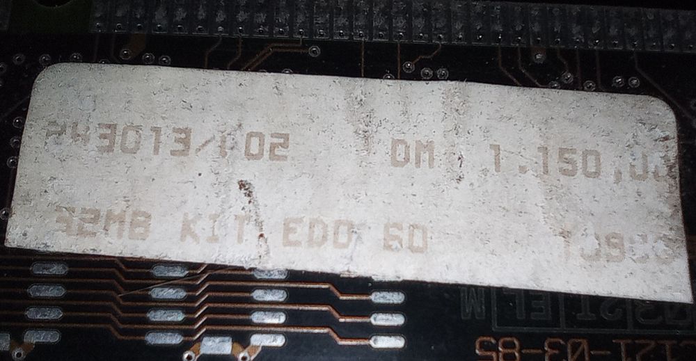 Оперативная память 32MB Siemens HYB5117405BJ-60 72-Pin  EDO Memory