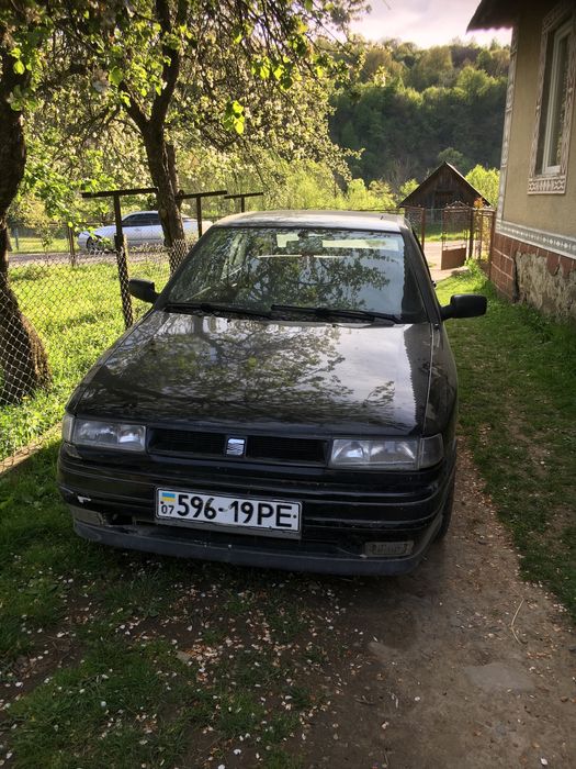 Продам Seat Toledo 1.6 бензин
