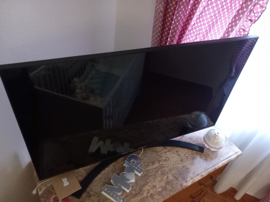 SmartTv 43' polegadas