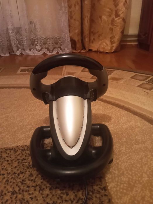 Продам руль defender в хорошому стані