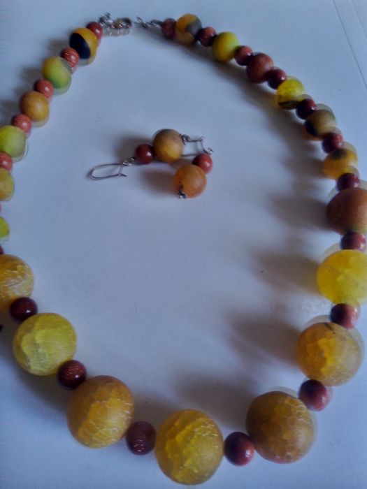 Komplet biżuterii handmade - Naszyjnik z agatu mrożonego + kolczyki