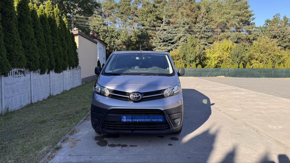 Sprzedam Toyota Proace Long  Faktura 23 % vat Samochód po przeglądzie okejowym i wymianie rozrządu