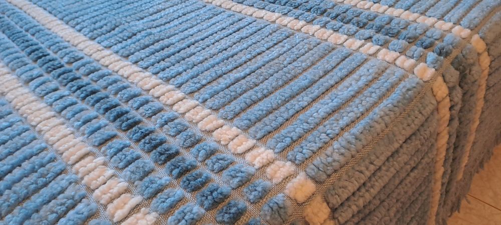 Colcha antiga azul solteiro