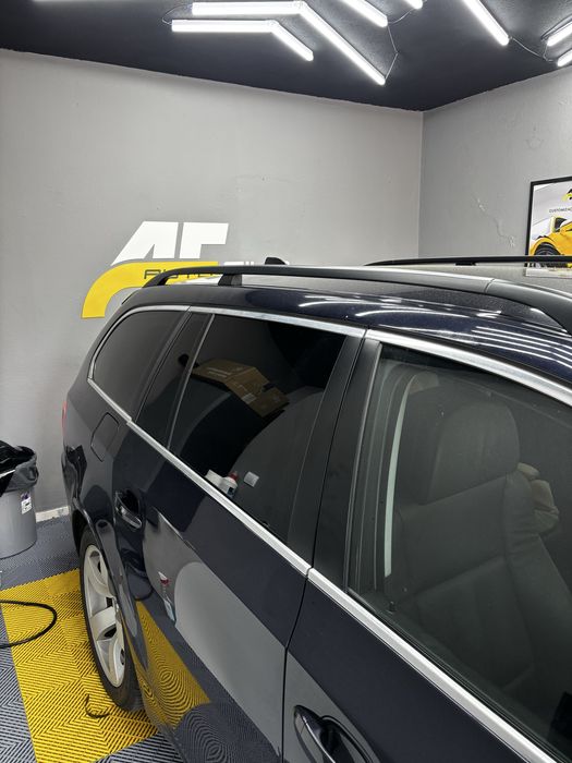 Película solar automotiva