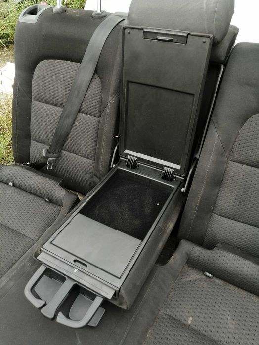 Заднє сидіння диван на Skoda Superb 2008-2015