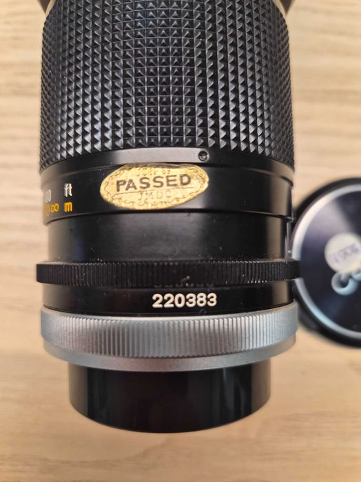 Objetiva Canon FD 135mm f/3.5 vintage com estojo