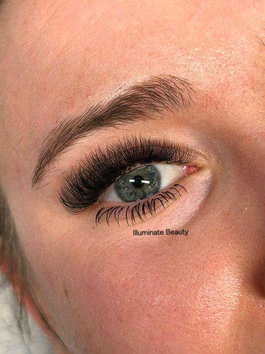 Stylizacja/przedłużanie rzęs rzęsy